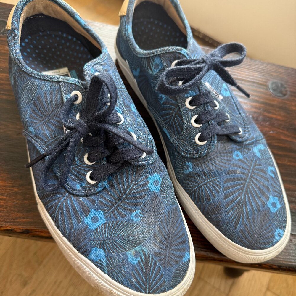 Vans Premium Authentic Sneaker Men's SZ 10/ WM SZ 11.5